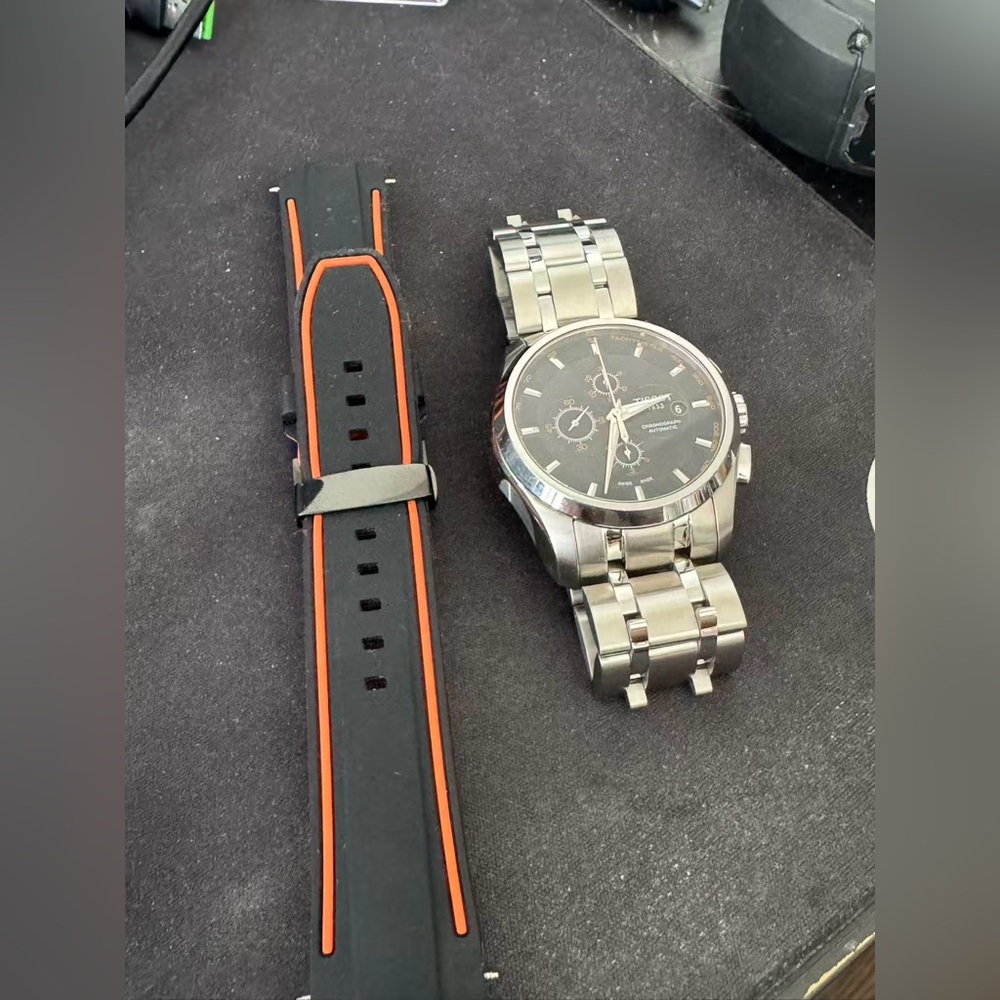 Tissot couturier automatic chronograph（BLACK & ORANGE） - Picture 4 of 4